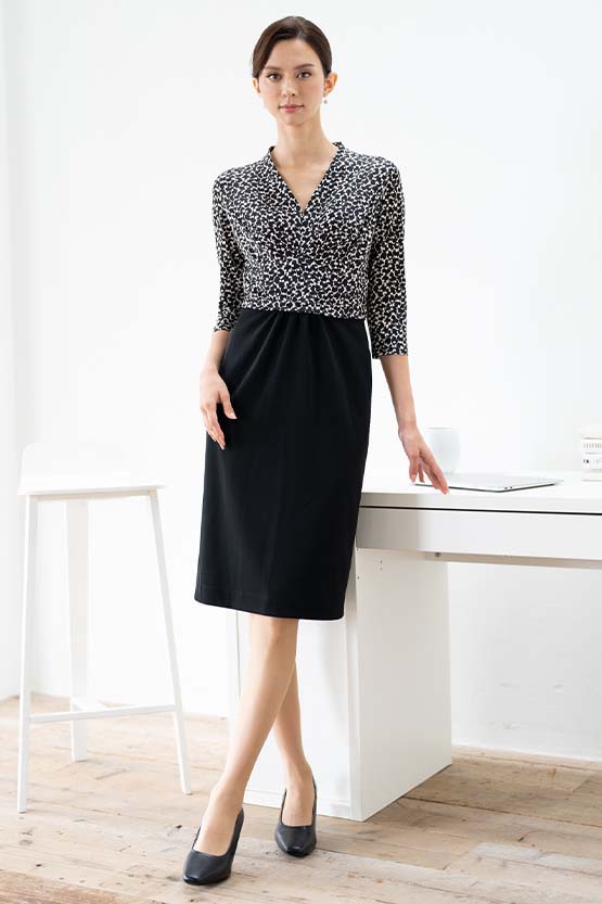 All-Season Material: Sunny Egg X Black Docking Shell Dress