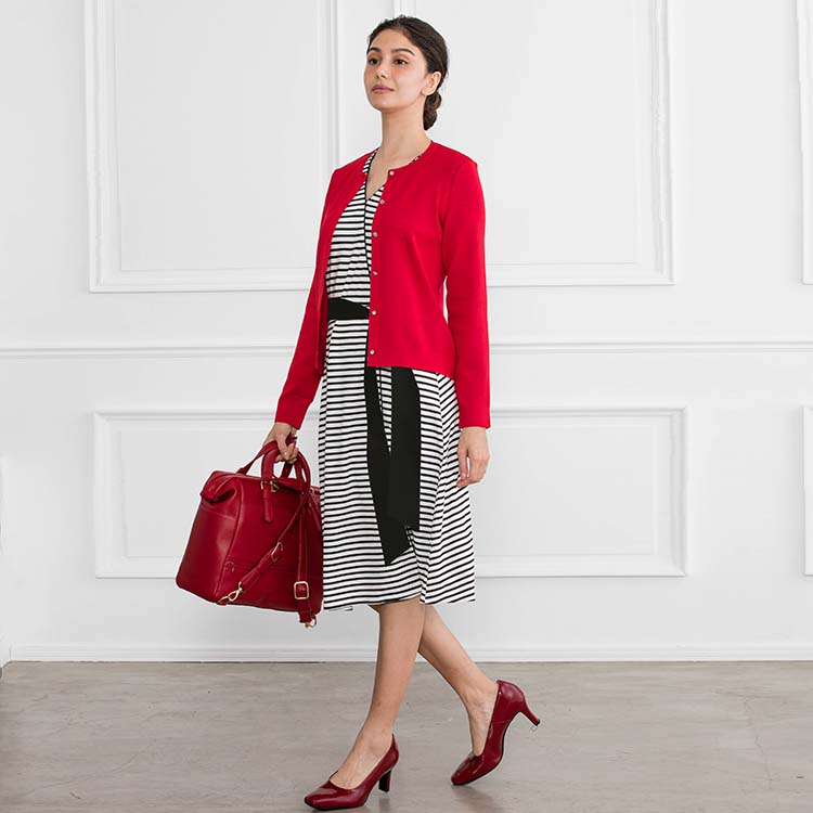 Add some red accessories to add some style.