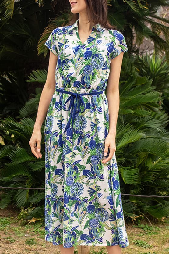 Stretch Chiffon: Stretch Chiffon Blue Crayon Berry Long Collared Cache-Coeur Dress