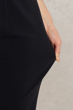 All-Season Material: Khaki X Black V-Neck I-Line Docking Dress