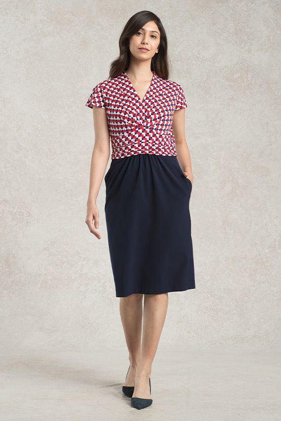All-Season Material: Red Tricolore X Navy Docking Shell Dress