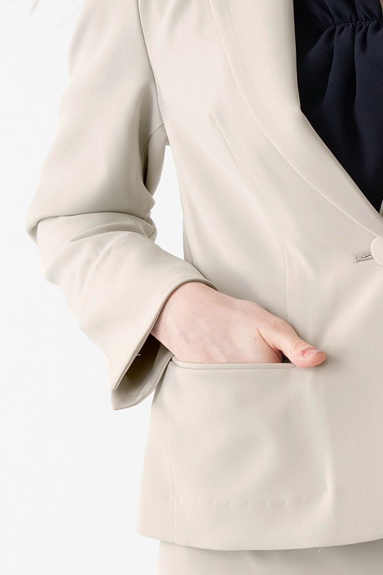 All-Season / No Lining: Smart Stretch Greige Three-Pocket Tailored Jacket