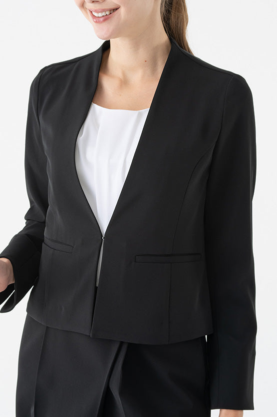 Smart Stretch: Front Hook No-Collar Jacket
