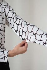All-Season Material: Smart Stretch White Giraffe X Black Switch Shell Dress
