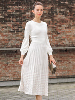 Washable Knit: White X Beige Docking Pleats Knit Dress