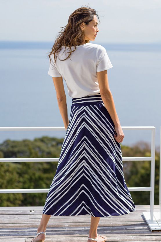 Long Length: Sea And Wind Striped Flared Long Skirt