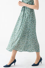 Stretch Chiffon: Green Petite Flower Collared Cache-Coeur Chiffon Long