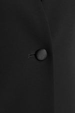 Smart Stretch:Black No-Curl Long Jacket