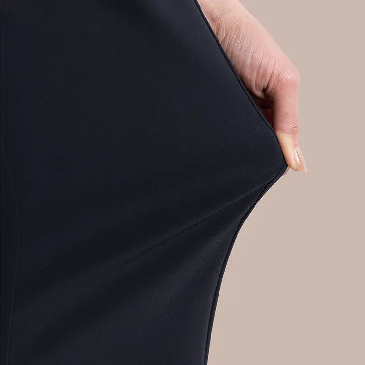 High-quality look with knit-like stretch