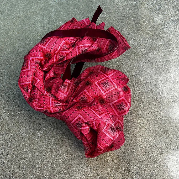 Sophisticated practicality with washable & no-iron convenience