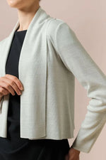 Short cardigan made in Niigata