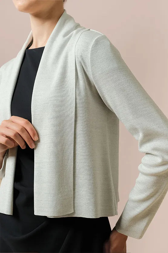 Cool Touch Knit: Short Cardigan