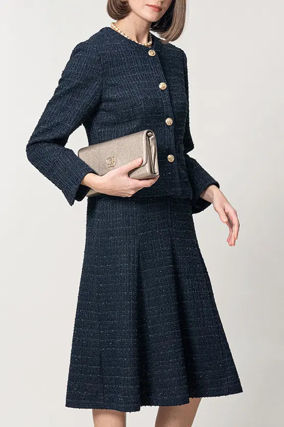 Boucle Tweed: Collarless Short Jacket