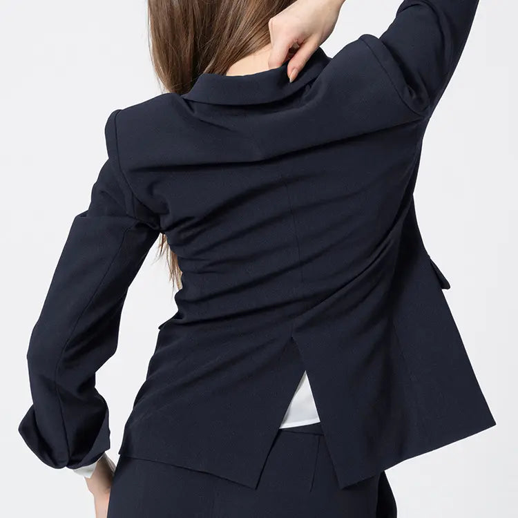 Follows Your Body Without Restricting Movement