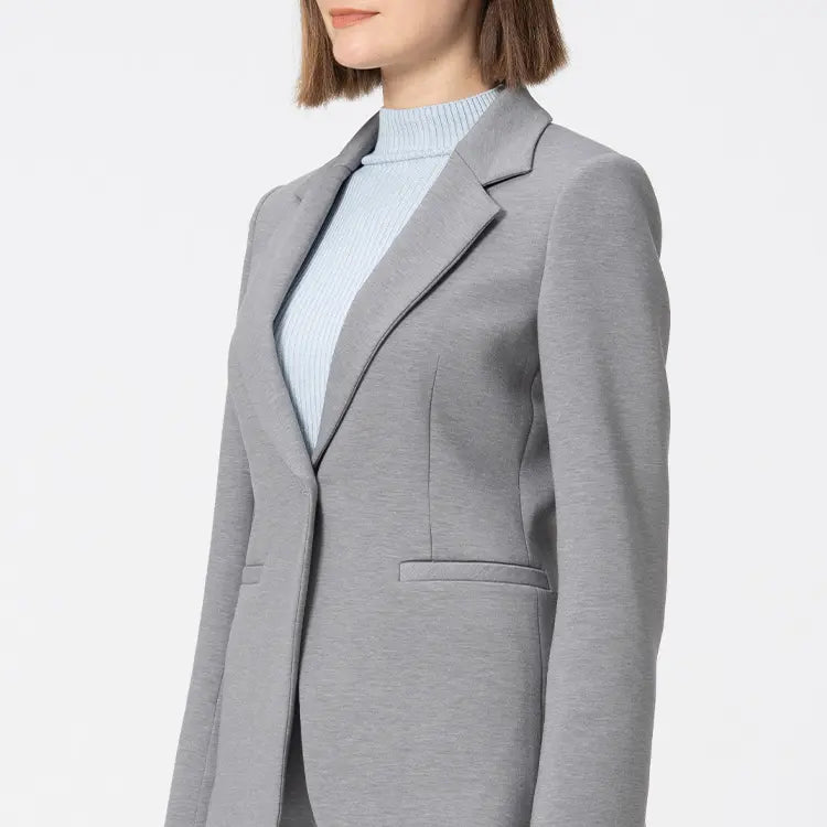 The ideal jacket for pants lovers