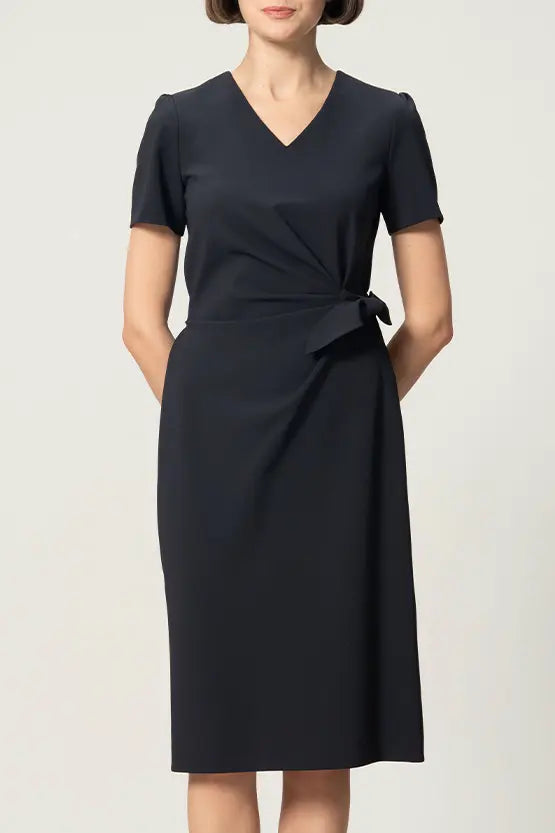 Active Stretch: V-neck daily dress