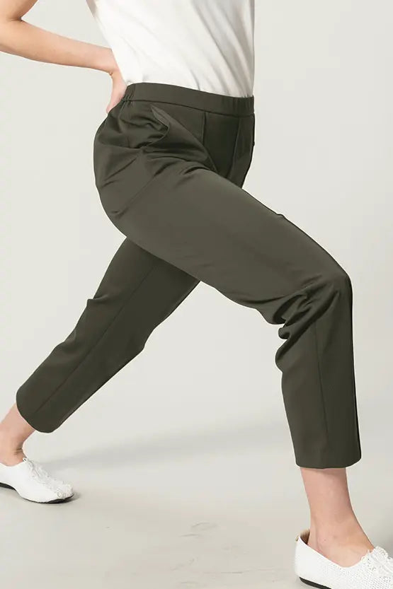 Tech Jersey: Tapered Pants