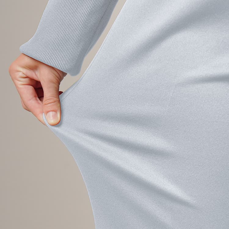 Effortless comfort wear that never tires you out. High-performance fabric that fits gracefully.