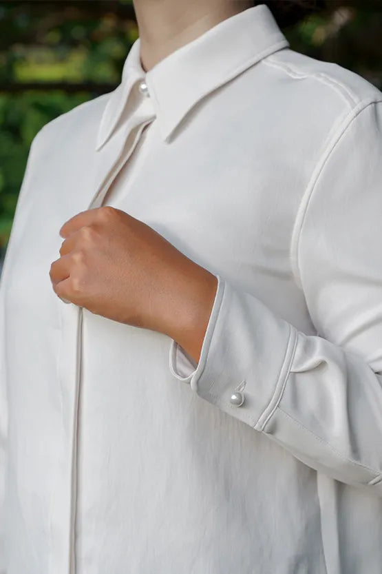 Authentic Oshima Tsumugi: Stretch Georgette Shirt with Bow Tie