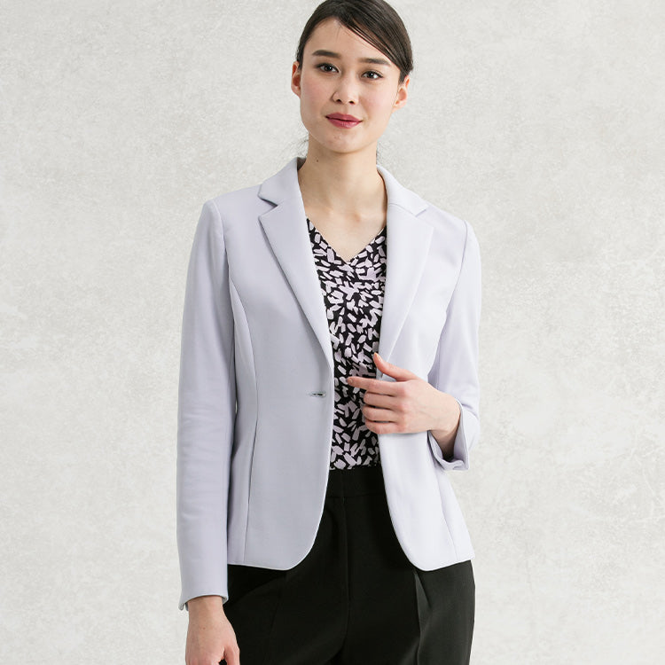 A Tailored Jacket You Can Easily Wear