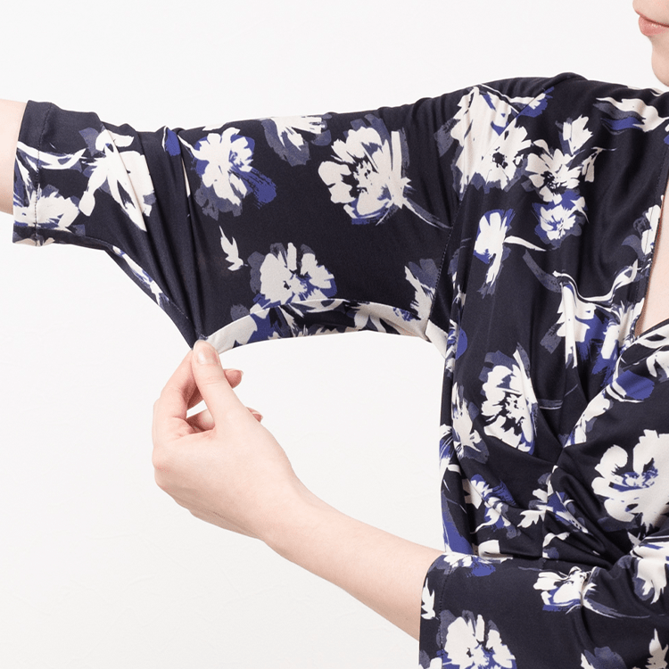Beautifully lustrous brushed-back jersey