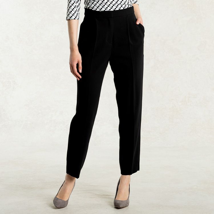 Pants that give you a long leg silhouette