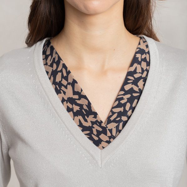 V-neck