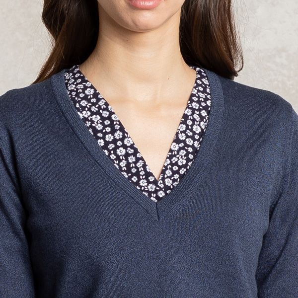 V-neck