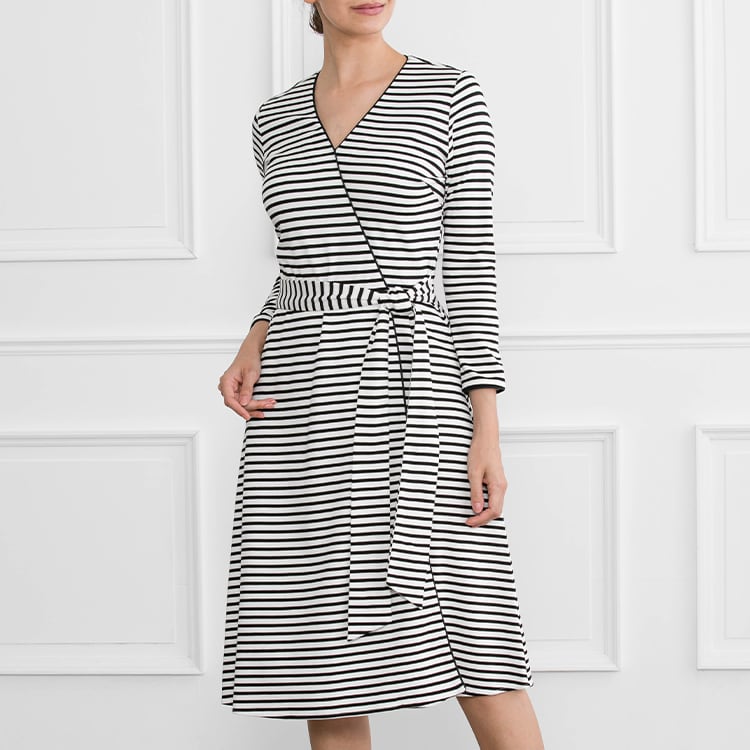 Dimensional fit and flare silhouette
