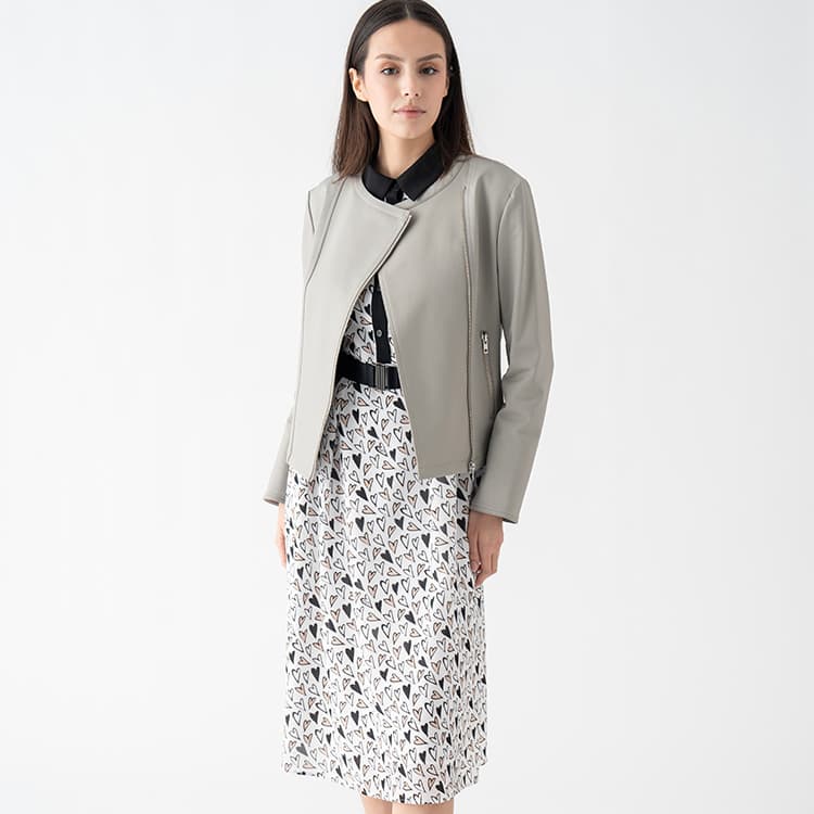 Sharp and flattering