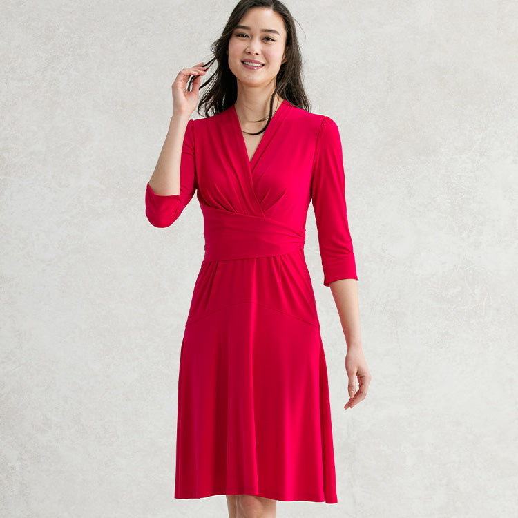 Easy-to-wear side fastener