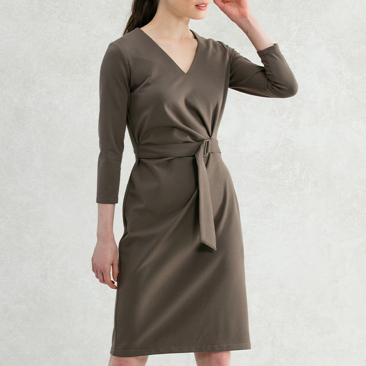 Adjustable belt makes you look slimmer!