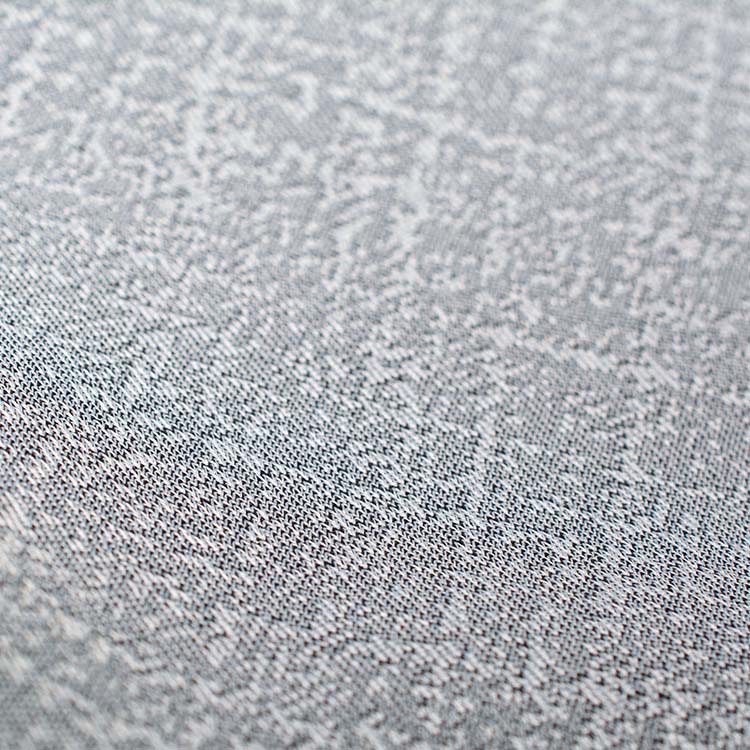 Machine washable, easy-care material