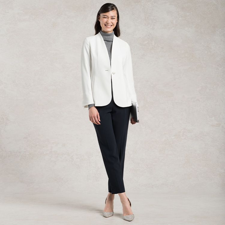 Smooth inner lining for comfort with knitted items