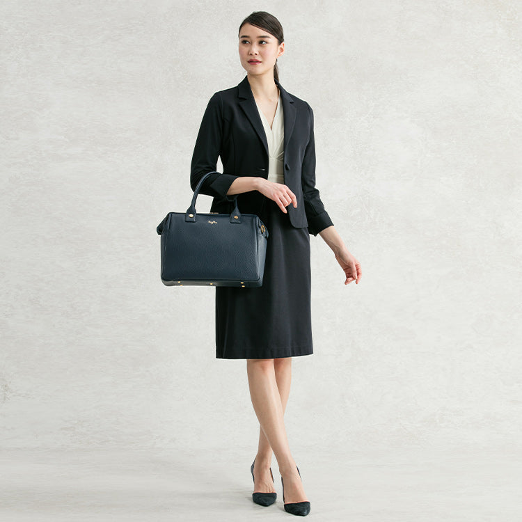 For a chic all-navy suit look