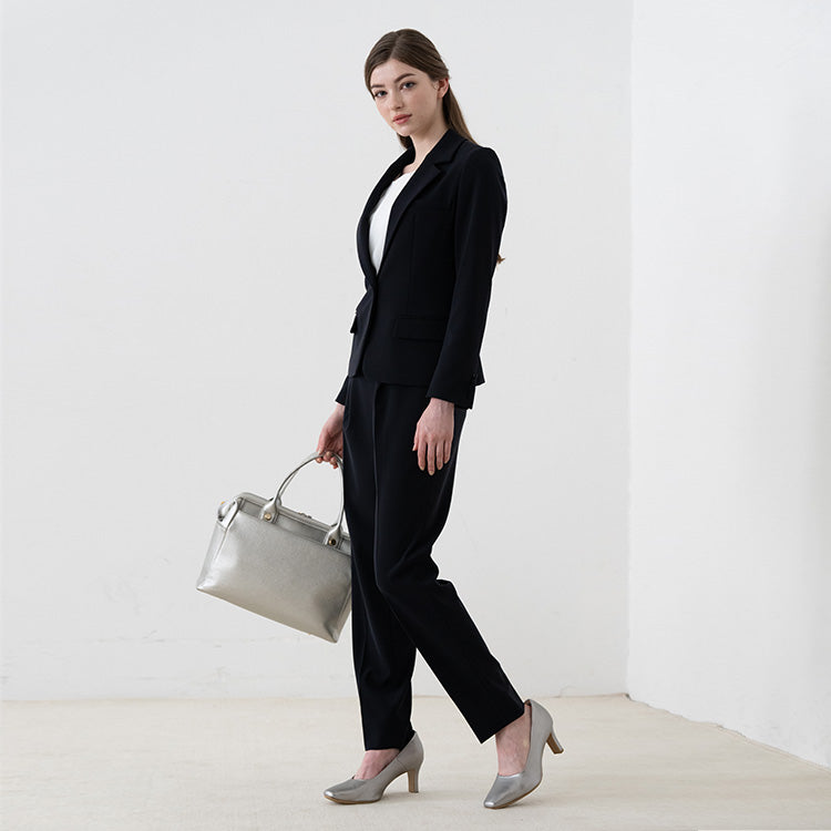A pants set for days when you want to look genuine