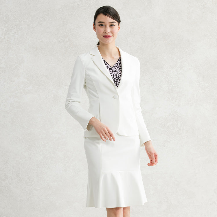 CREATE THE PERFECT SETUP WITH A MATCHING SKIRT