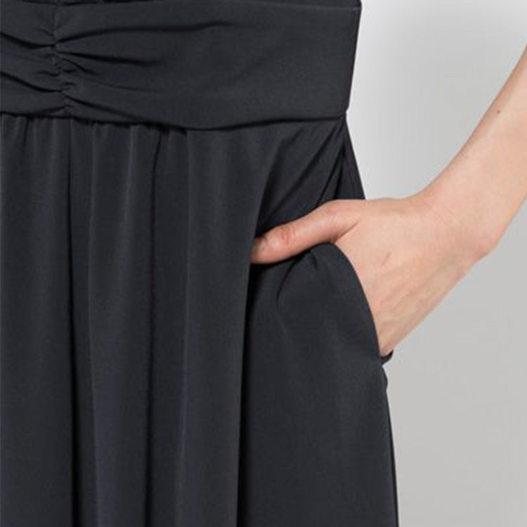 CONVENIENT SIDE POCKETS