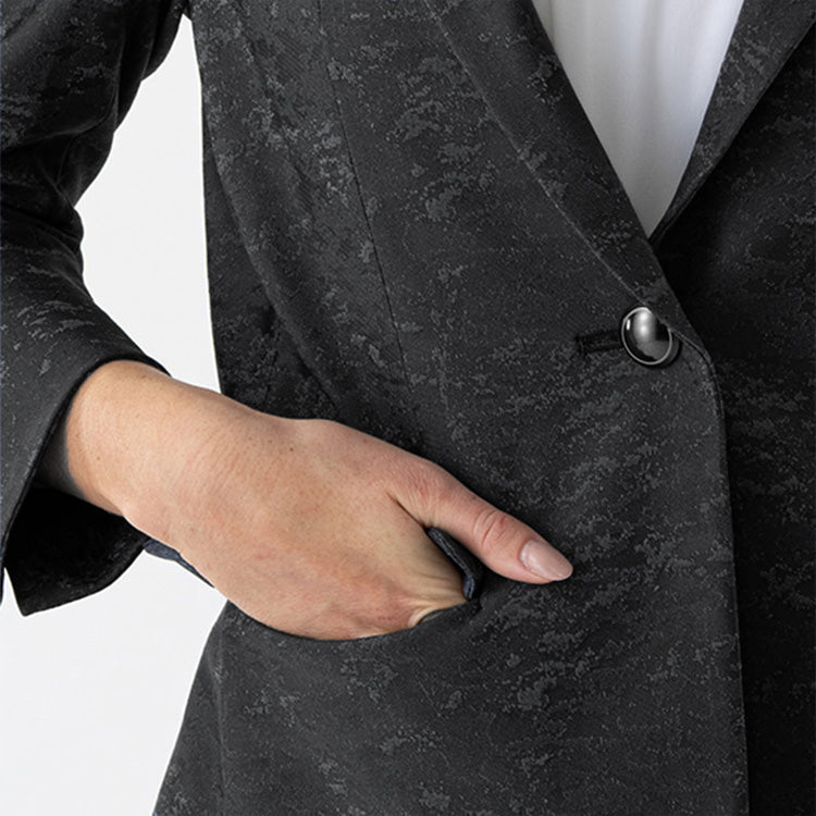 4-Pocket Design