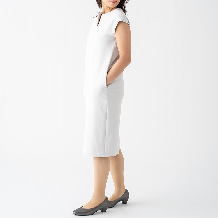 Elongated Silhouette