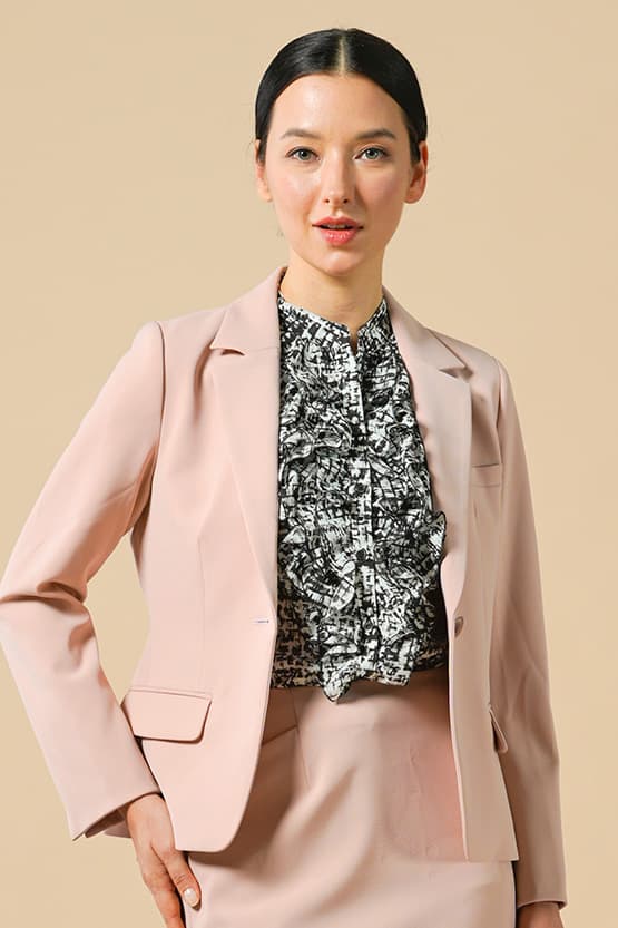 All-Season Material: Smart Stretch Tailored Jacket
