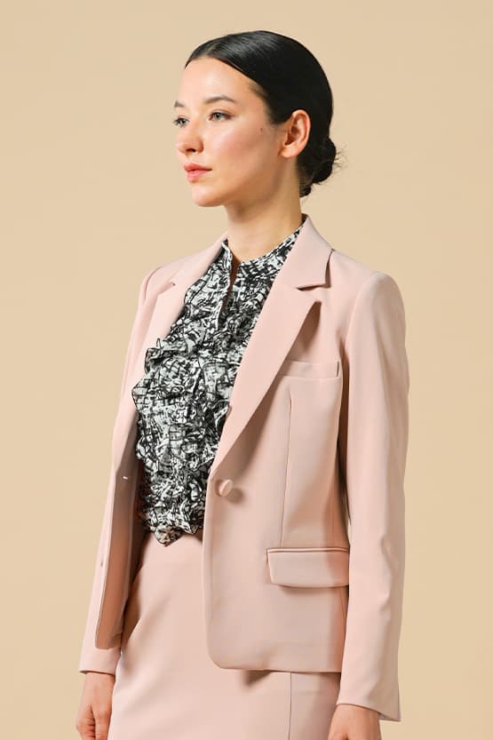 All-Season Material: Smart Stretch Tailored Jacket