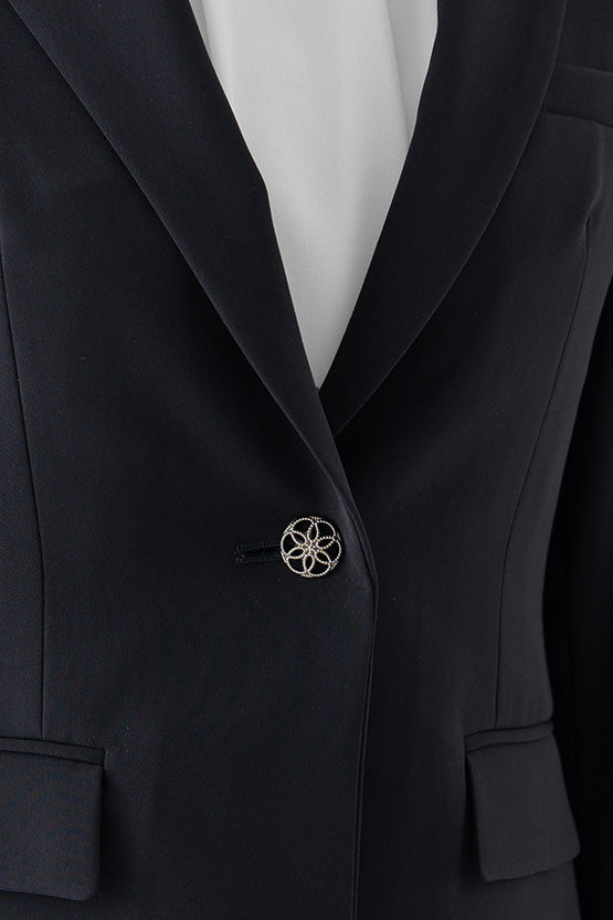 All-Season Material: Smart Stretch Tailored Jacket