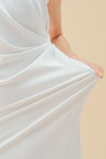 Anti-see-through: T-dress with sash