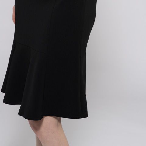 Modest mermaid line