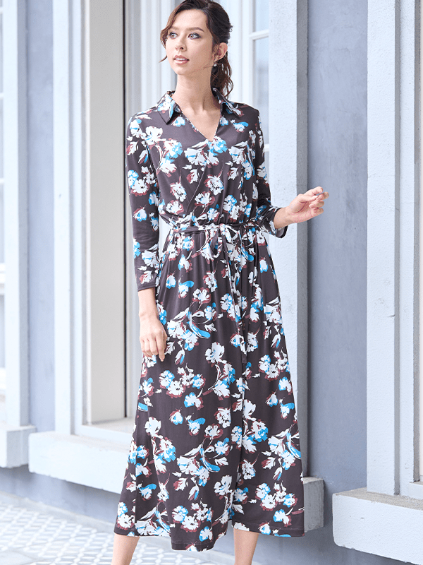 Long Length: Chocolate Lei Flower Collared Cache-Coeur Long