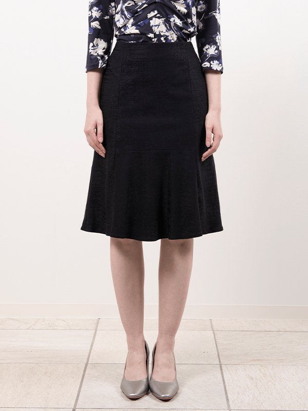 Stretch Jacquard: Black Knee-Length Mermaid Skirt