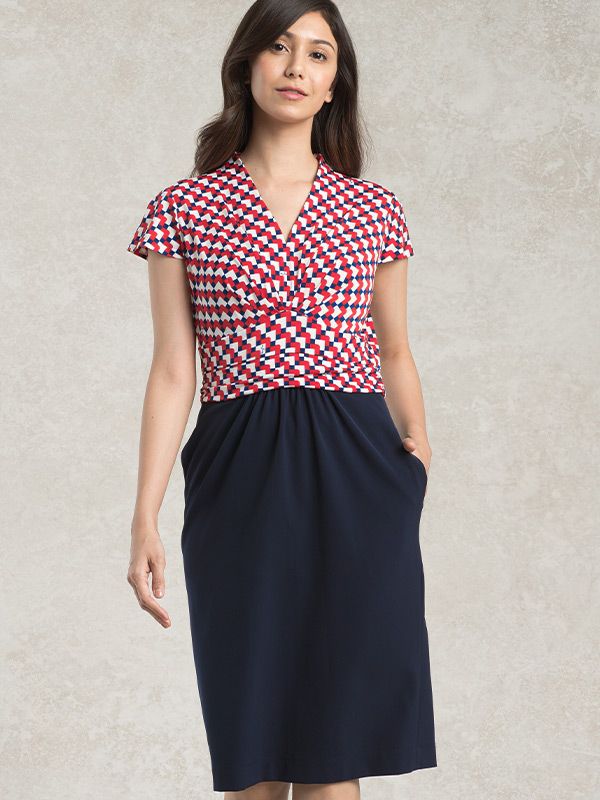 All-Season Material: Red Tricolore X Navy Docking Shell Dress