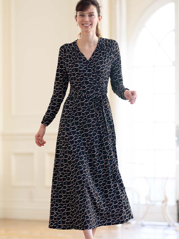 Long Length: Black Giraffe Long Cache-Coeur Ribbon Dress