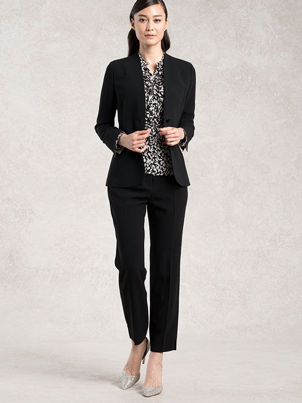 Setup: Black Tucked Pants